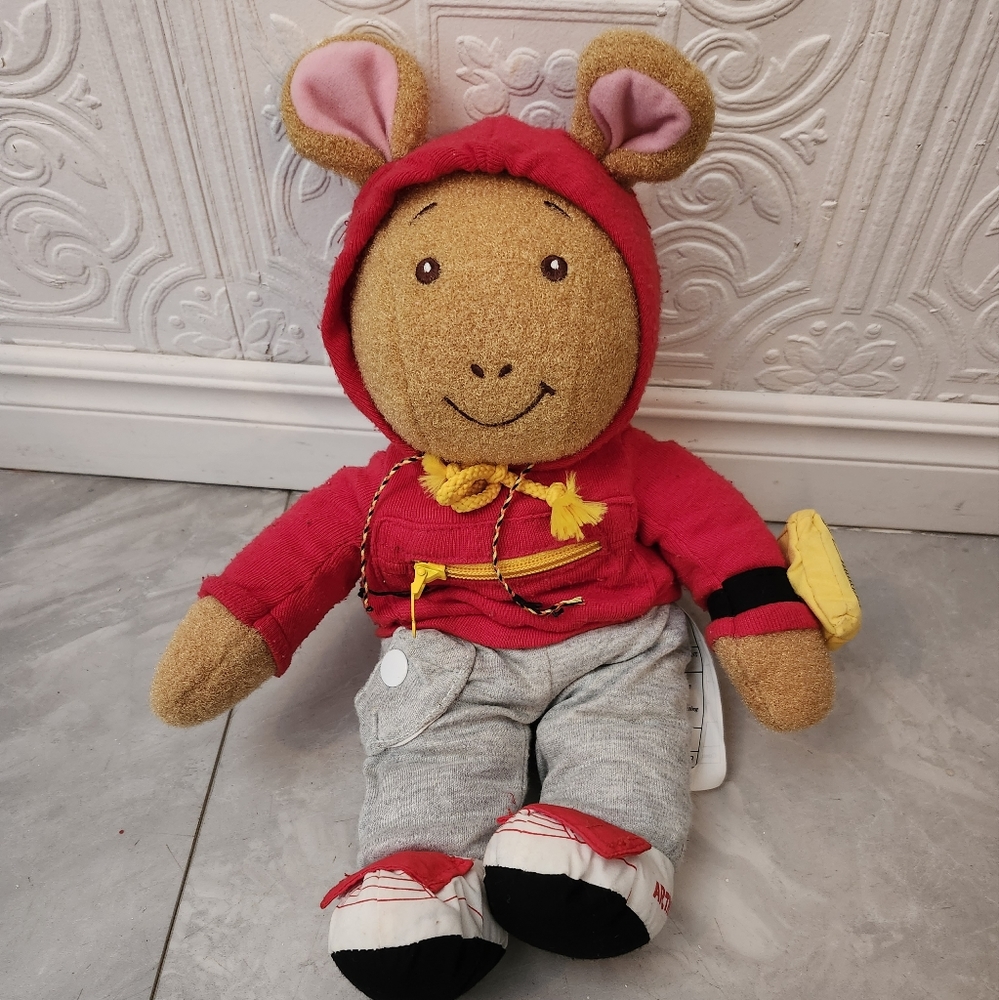 Arthur Plush Vintage 1996